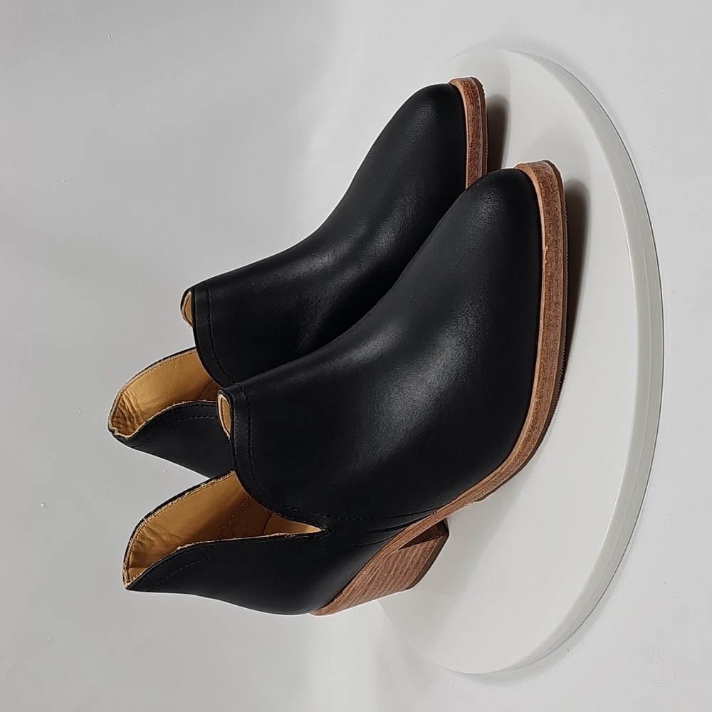 NIB Nisolo Mia Everyday Ankle Bootie 7.5 Black Leather Block Heel 7.5